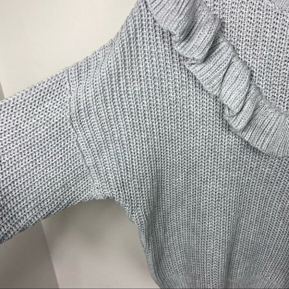 NWT BlankNYC Rum Ruffle Grey Knit Sweater Size Medium New With Tags Ribbed Boho - Picture 11 of 14